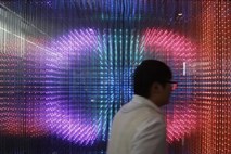 Revolucija pri Samsungu: Čez deset let bi lahko okna služila kot televizija