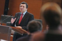 Barroso predlaga bistveno zvišanje deleža najbolj kakovostnega kapitala bank