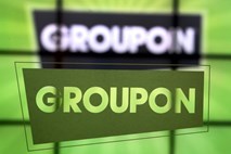 Groupon želi s prodajo delnic zbrati okoli pol milijarde dolarjev