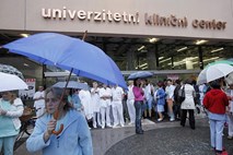 Pogajanja v UKC neuspešna: Napoved stavke medicinskih sester ostaja
