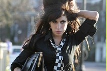 Decembra nov album Amy Winehouse: Gre za izkoriščanje ostankov njene slave?