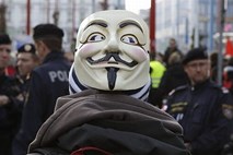 Spodletela smodniška zarota je iz Guya Fawkesa naredila simbol uporništva in anonimnosti