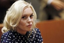 Lindsay Lohan nepovabljena vdrla na zabavo Leonarda DiCapria, osebje pa jo je vrglo ven