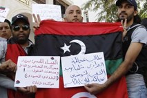 Tunizijsko sodišče odobrilo izročitev nekdanjega libijskega premierja