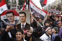 Damask ne popušča, a posvaril pred napadi na veleposlaništva