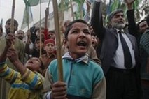 Pakistan zanika, da je streljanje v državi povzročilo Natov napad meja