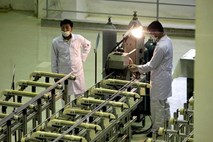 Skrivnostna eksplozija v bližini iranske tovarne za bogatenje urana