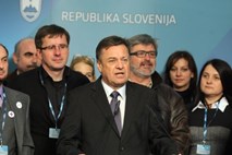 DVK bo začela s štetjem glasovnic iz tujine, Janković se bo sestal z Žerjavom