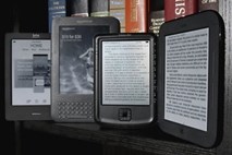 Piratske različice e-knjig povzročajo sive lase Amazonu in številnim založnikom