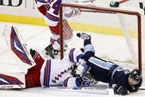 NHL: Lundqvist s 37 obrambami in enim prejetim zadetkom pokopal Pittsburgh