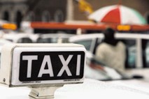 Italijanski taksisti: Poklicni utajevalci davkov