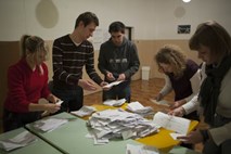 Hrvaška volilna komisija preštela vse glasovnice z referenduma o EU