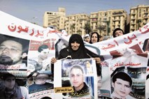 Na obletnico začetka revolucije proti Mubaraku bo vojaška hunta v Egiptu "ukinila" izredne razmere
