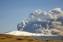 Za "malo ledeno dobo", ki se je končala v 19. stoletju, so krivi štirje srednjeveški vulkanski izbruhi