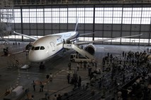 Po Airbusu tudi Boeing s »težavicami« pri proizvodnji svojega novega modela