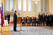 Türk podelil odlikovanja zlati red zaslužnim za povezovanje Slovencev po svetu