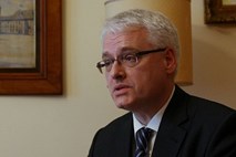 Odobravanje Acte: Anonimni včeraj zrušili stran hrvaškega predsednika