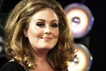 Adele odgovarja Lagerfeldu: Nikoli nisem želela biti kot dekleta z naslovnic revij