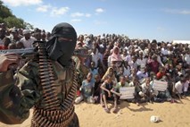 Množica proslavila združitev somalijske milice Šebab z Al Kaido