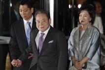 Predsednika Samsung Electronics zaradi delnic toži starejši brat