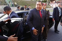 Chavez se požvižga na sankcije Zahoda: Asadu poslal tanker nafte, vreden slabih 40 milijonov evrov