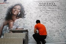 Whitney Houston v osmih dneh pred smrtjo kar trikrat obiskala zdravnika