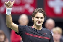Federer slavil na turnirju v Rotterdamu, Azarenka pa v Dohi
