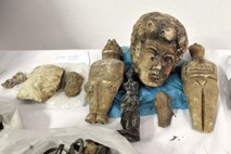Grška policija zasegla več kot 8000 antičnih umetnin neprecenljive vrednosti