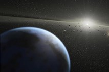 Asteroid 2012 DA14 bo februarja prihodnje leto letel celo pod sateliti
