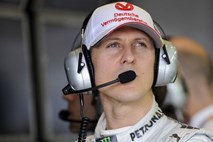 Ob začetku sezone prevlada srebrne: Schumacher za petami najhitrejšim