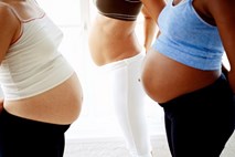 Varčevali bodo tudi na nosečnicah? Opozicija predlog označila za napad na socialno državo