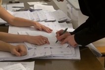 Prvi dan volilnega molka 52 prijav domnevnih kršitev