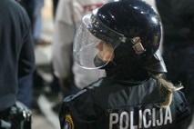 Sindikat policistov: Napoved o neplačilu stavke je cenen poskus ustrahovanja