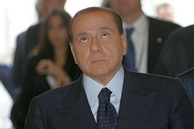 Berlusconiju obrnil hrbet še Lavitola
