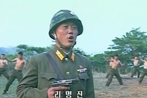Severnokorejci s posnetkom vojaških vaj poskrbeli za zvrhano mero smeha