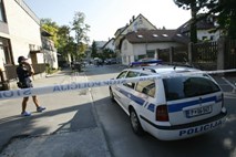 Kriminalisti še preiskujejo smrt 77-letne ženske v Mostah, ki naj bi umrla nasilne smrti