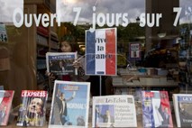 Francija po zmagi Hollandea uspešno do svežih osmih milijard evrov