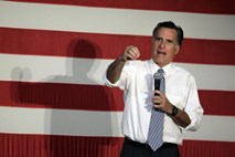 Mitt Romney znova zavrnil poroke istospolno usmerjenih in požel glasen aplavz
