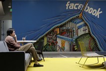 Facebook zvišal pričakovanja glede cene delnice