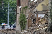Na severu Italije po nedeljskem potresu uvedli izredne razmere