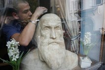 V Šentjerneju so ukradli kip Primoža Trubarja