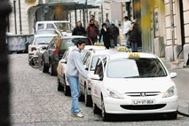 Župan Janković si prek LPP želi še v taksi posel