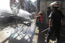 V Rusiji je med gašenjem požara umrlo devet gasilcev