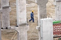 Brez gradbenih podjetij ostaja tudi Primorska