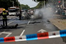 Atentat? V centru Beograda odjeknila eksplozija, bombo podstavili pod avto
