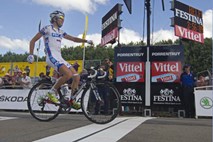 Etapa najmlajšemu udeležencu Toura, Wiggins zadržal prednost pred Evansom