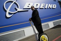 Boeing na letalskem sejmu po naročilih krepko pred Airbusom