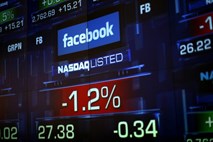 Facebookove delnice dosegle novo najnižjo raven