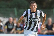 Juventusovi navijači bodo na debi Lucia morali čakati še tri mesece