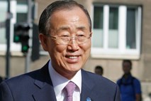 Ban Ki Moon prispel v Iran na vrh neuvrščenih